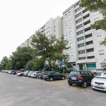 For 2, Balcony, Wi-fi, Public Parking, Private Entrance Apartament *