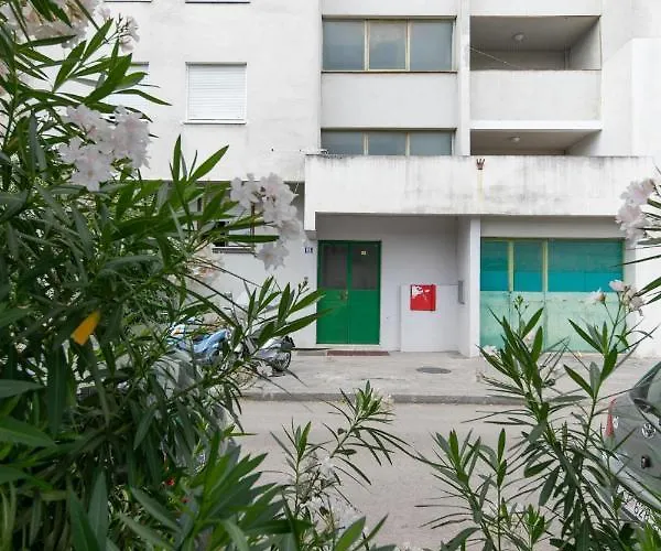 Apartment For 2, Balcony, Wi-fi, Public Parking, Private Entrance Split