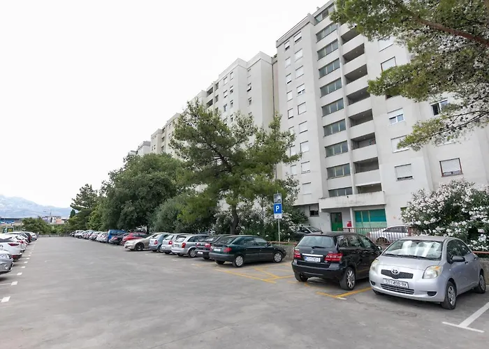 For 2, Balcony, Wi-fi, Public Parking, Private Entrance Apartment *